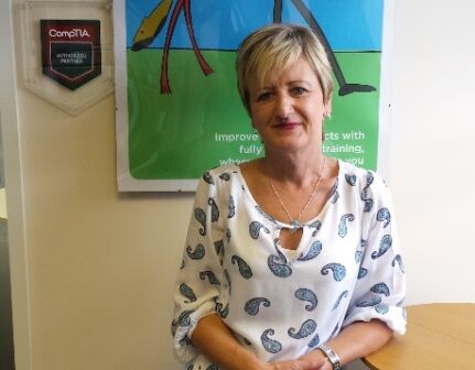 Reading student Caroline Ritchie becomes a Legal Secretary! Reading student Caroline Ritchie becomes a Legal Secretary!
